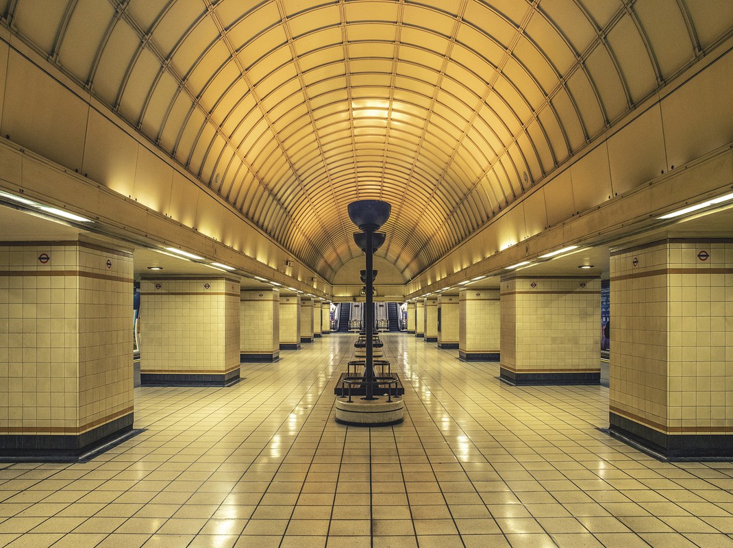 london-tube-stations-current-publishing-bookshop-fuel